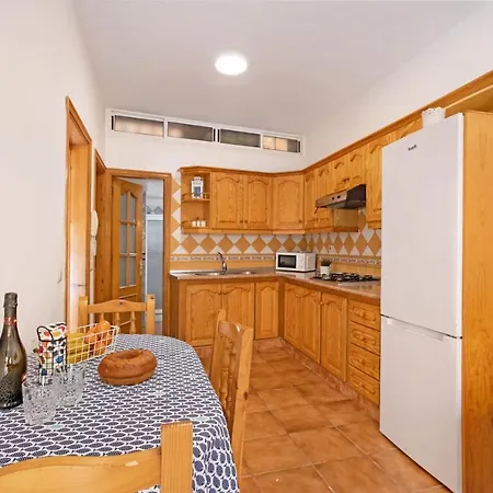 Arenas Bajo Appartement