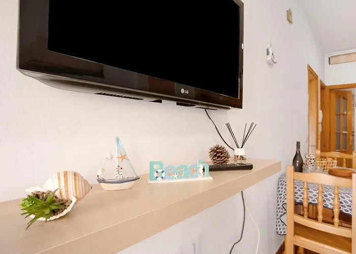 Arenas Bajo La Mareta